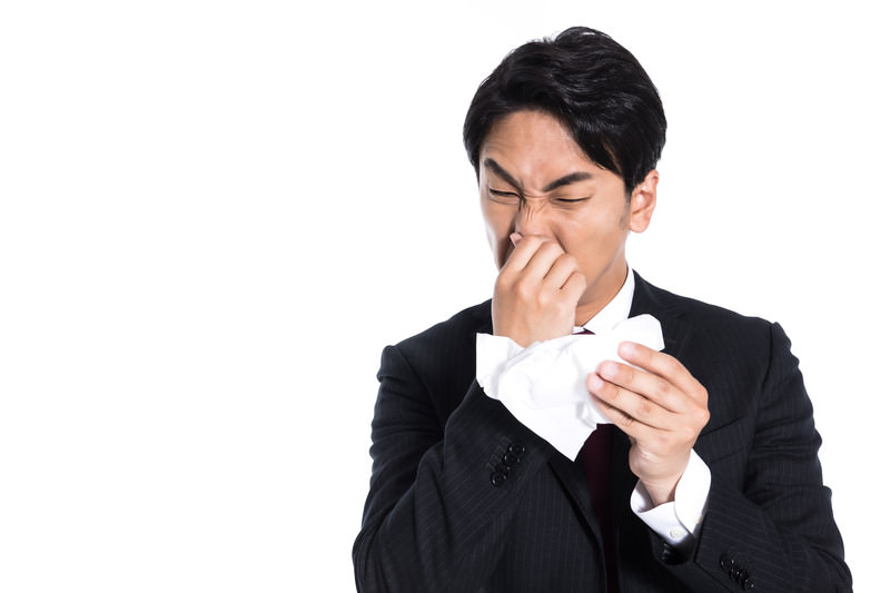 歌唱中に鼻が詰まる原因とその対策法を紹介するボーカリスト向け呼吸戦略ガイドのアイキャッチ画像