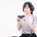 リビングから部屋までWi-Fiが届かない問題を解決する方法を紹介するガイド記事のアイキャッチ画像