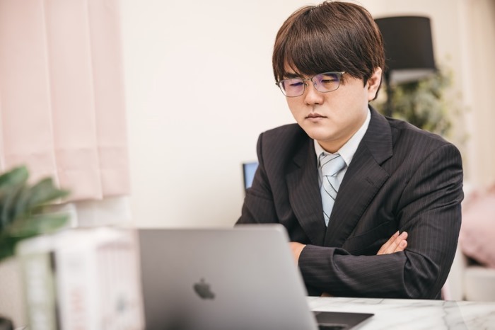 エンジニア職で入社したのにExcelやWordの雑務ばかり任されるIT業界の現場